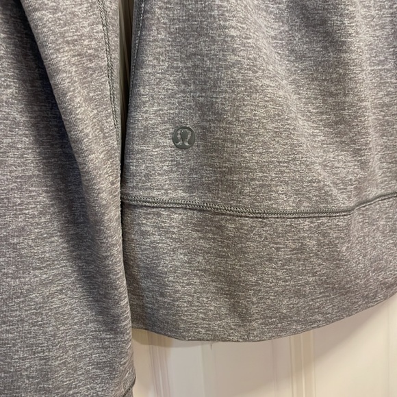 Lululemon Just Breathe Top Women’s 8 Gray Mesh Detailing Workout Gym Long Sleeve - Picture 4 of 4